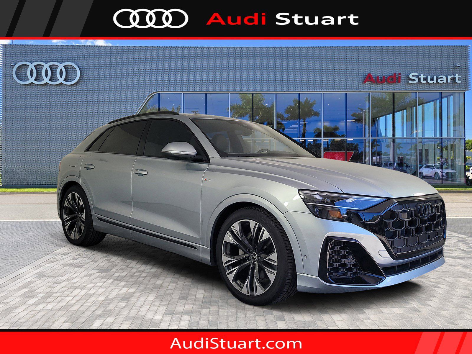 2025 Audi Q8 Premium Plus