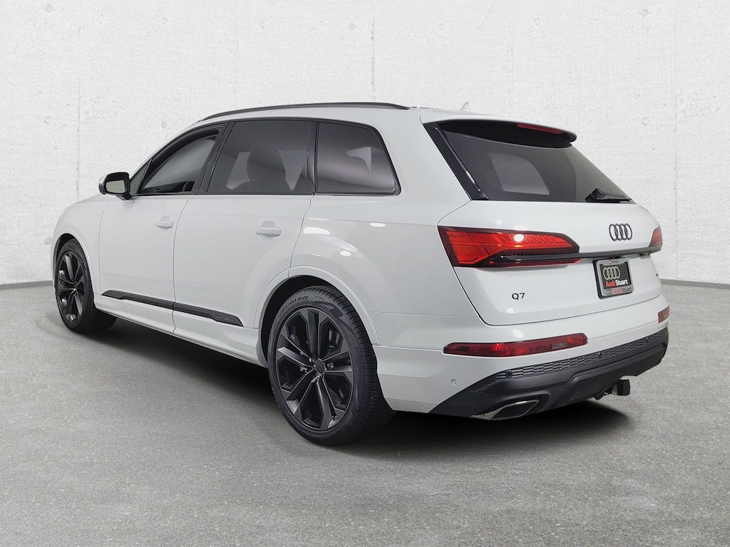 New 2026 Audi Q7 55 Premium SUV