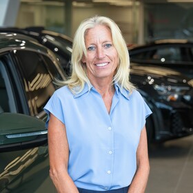 Staff member Suzanne Moore from ebe7bc92dde1