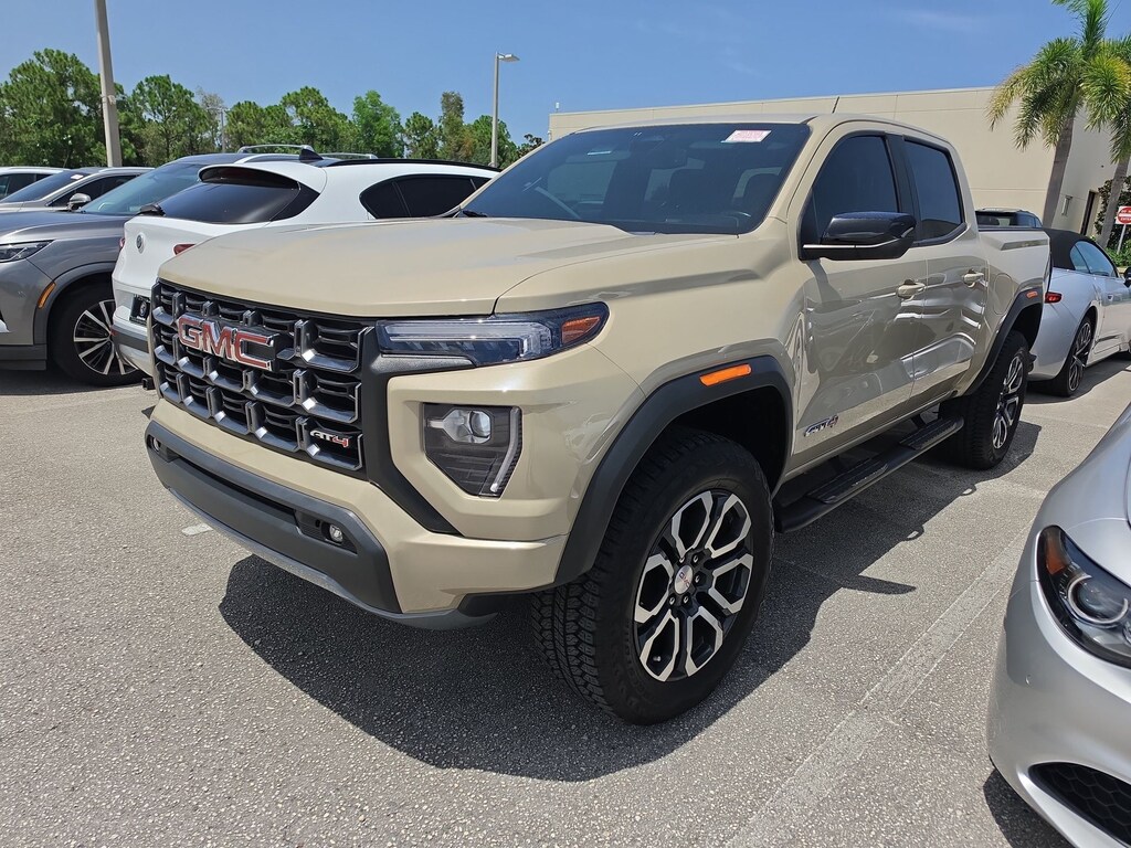 Used 2023 GMC Canyon AT4 Truck