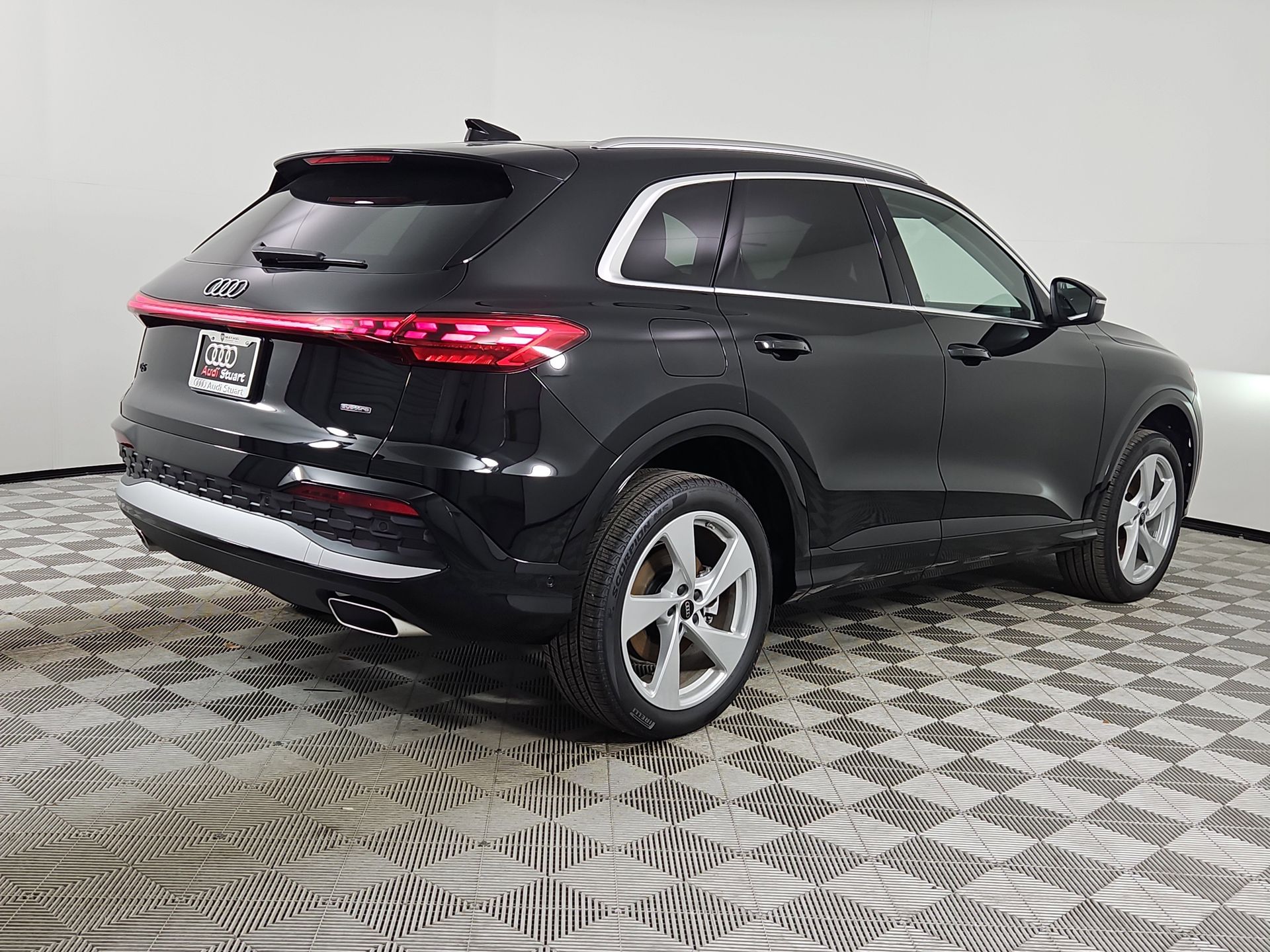 2026 Audi Q5 Premium Plus - Photo 7