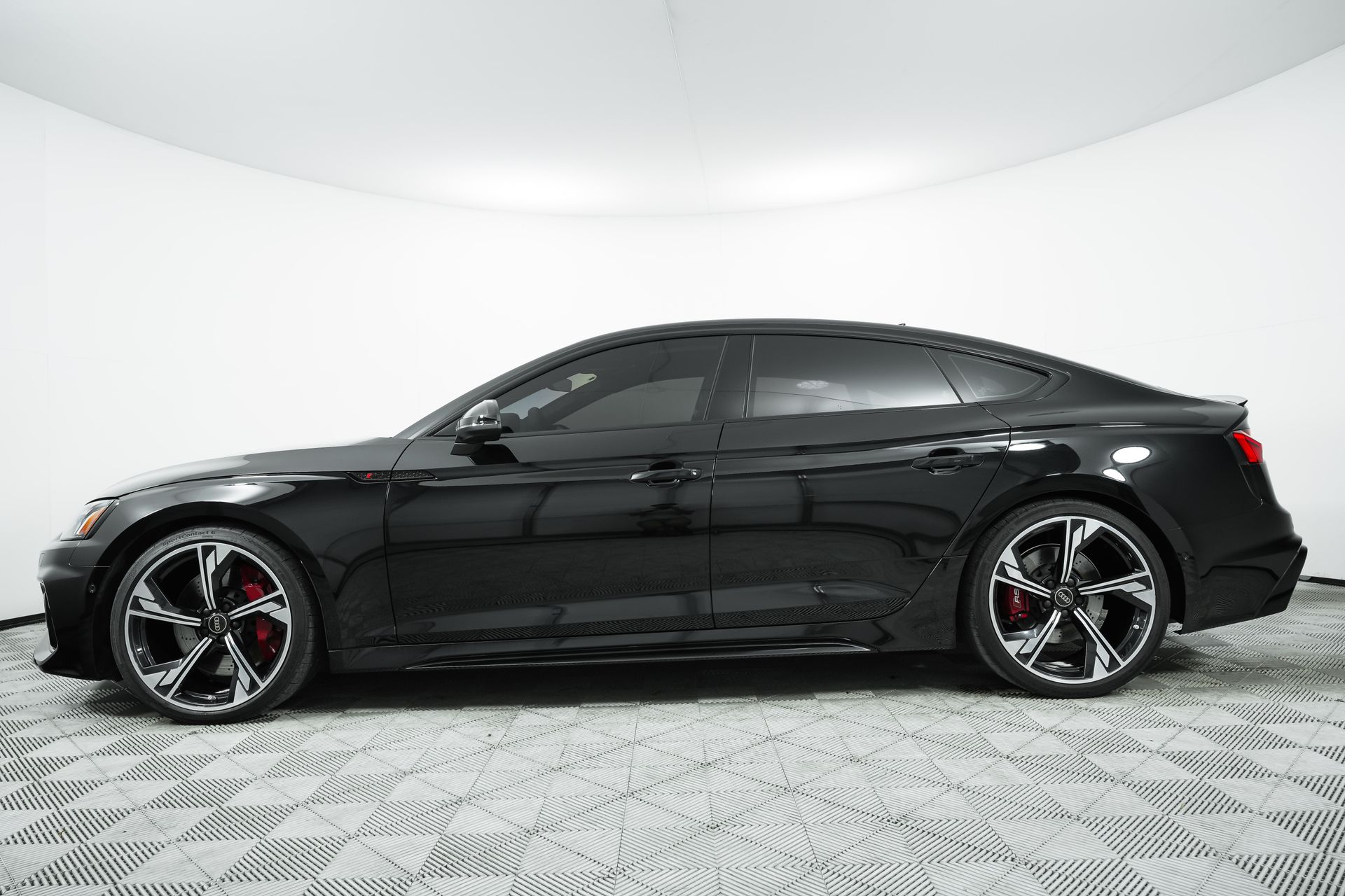2024 Audi RS 5 photo 3