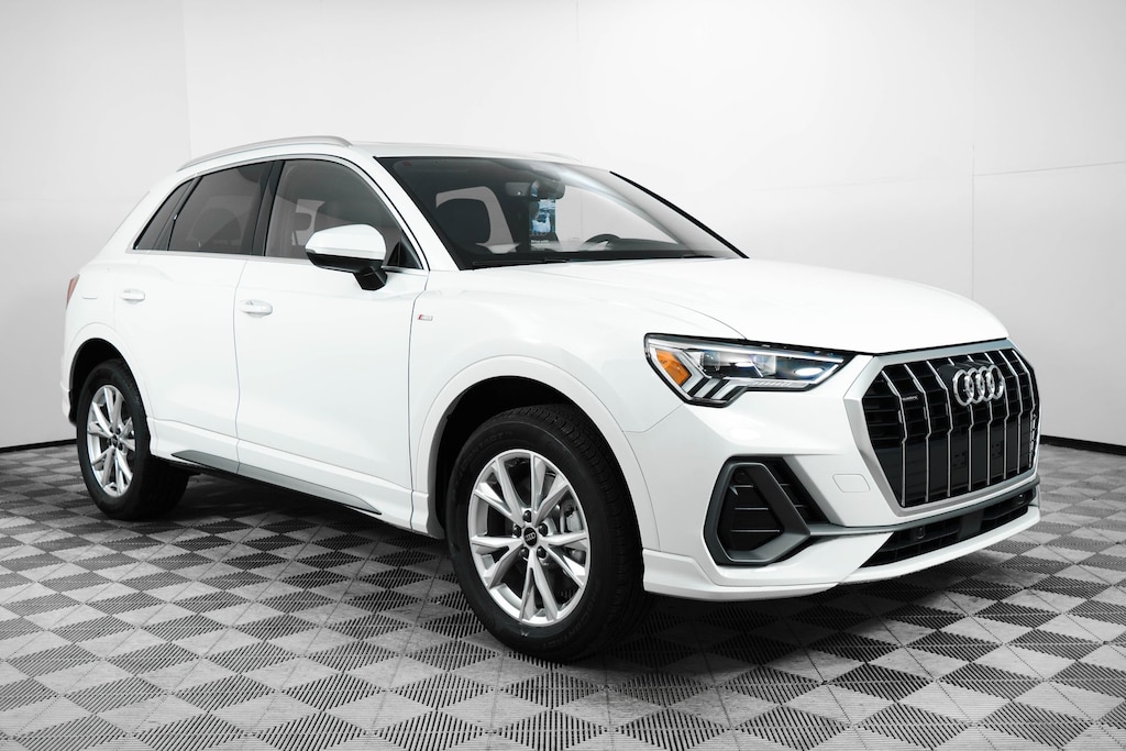 New 2025 Audi Q3 45 S line Premium SUV
