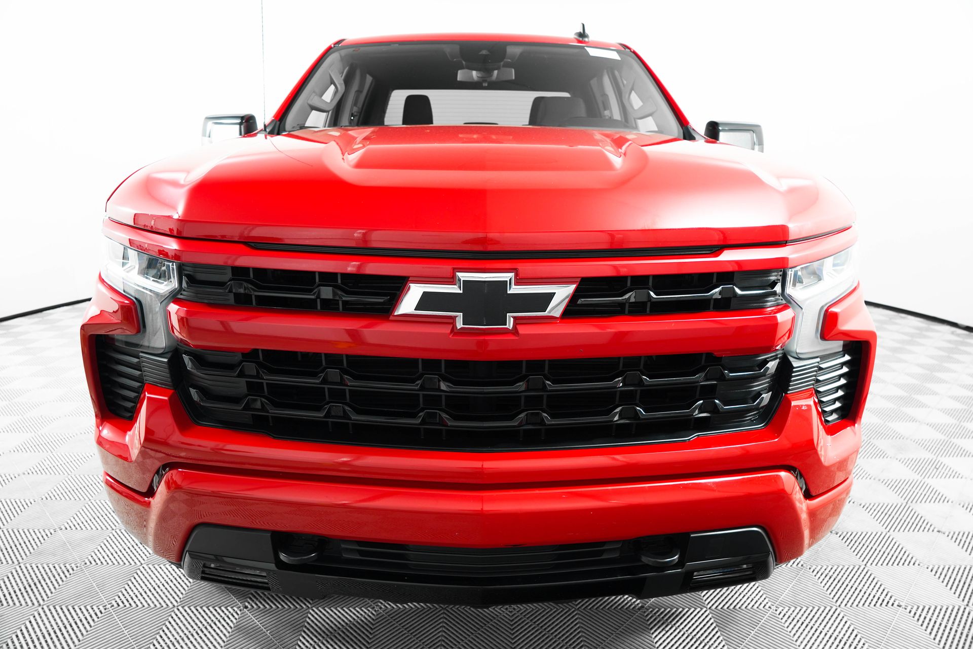 2023 Chevrolet Silverado 1500 RST photo 2