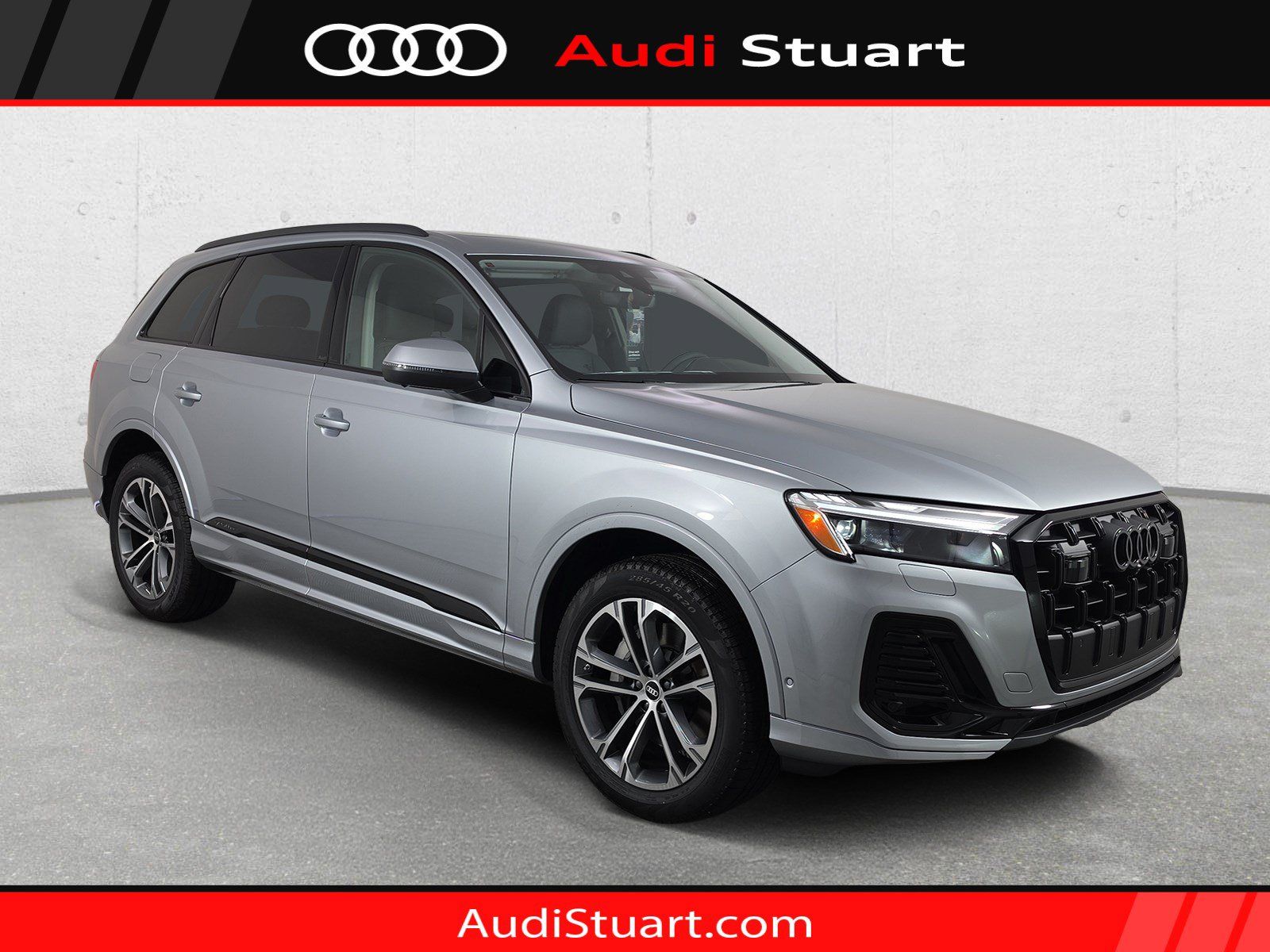 2026 Audi Q7 45 Premium quattro Tiptronic's photo
