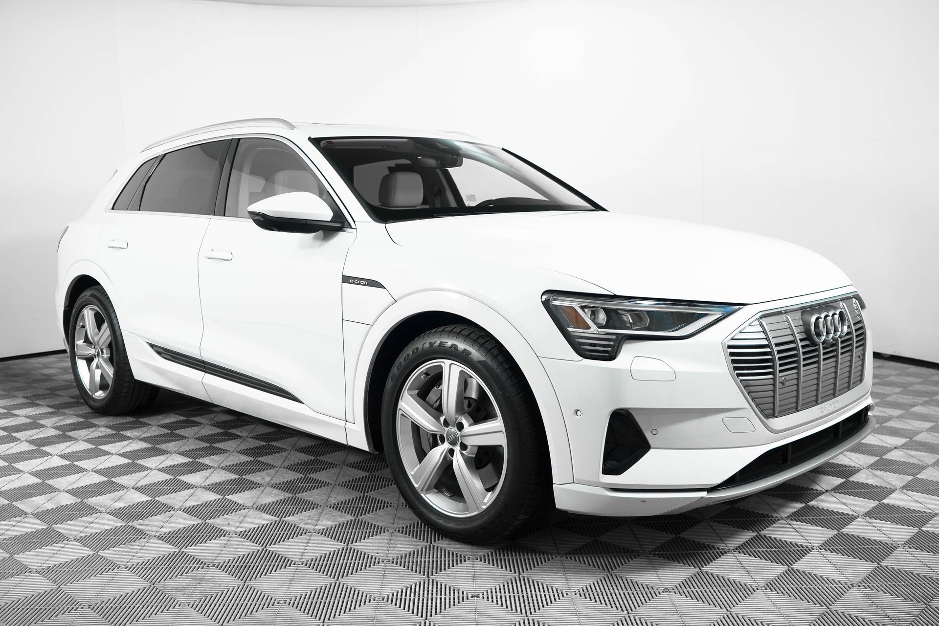 2019 Audi e-tron