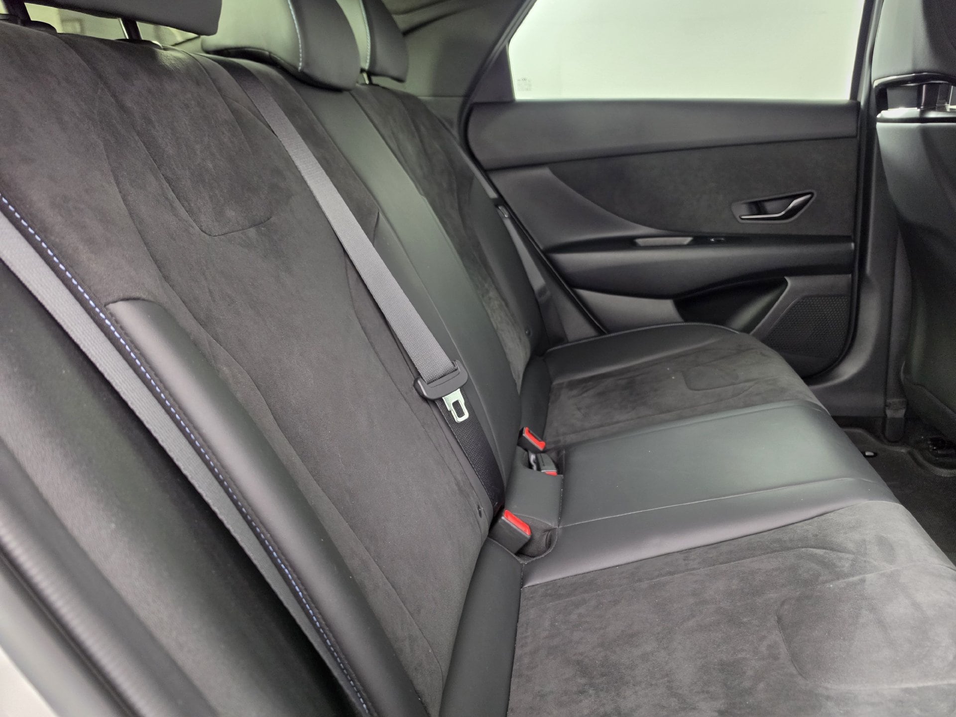 2023 Hyundai Elantra N - Photo 28