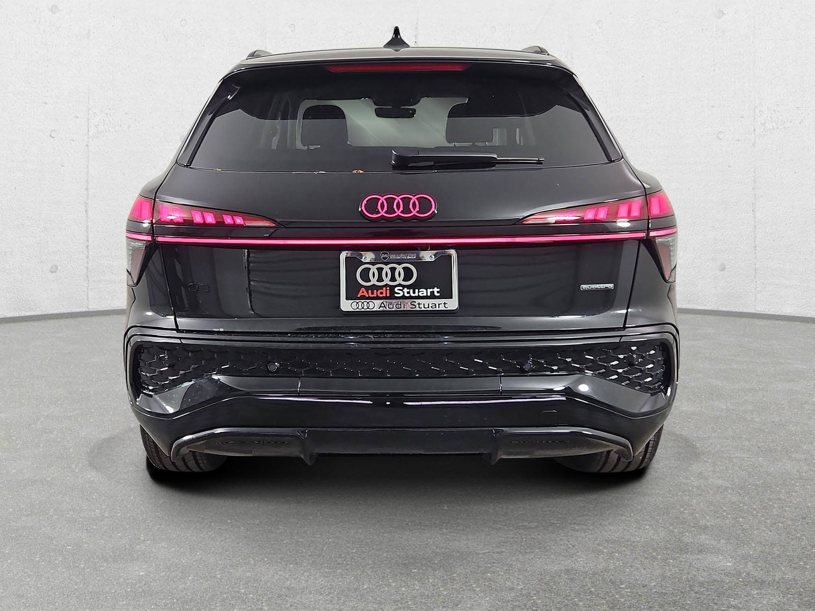 2026 Audi Q3 Base - Photo 6