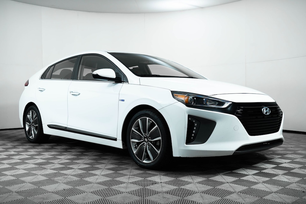 Used 2017 Hyundai IONIQ Hybrid Limited Hatchback