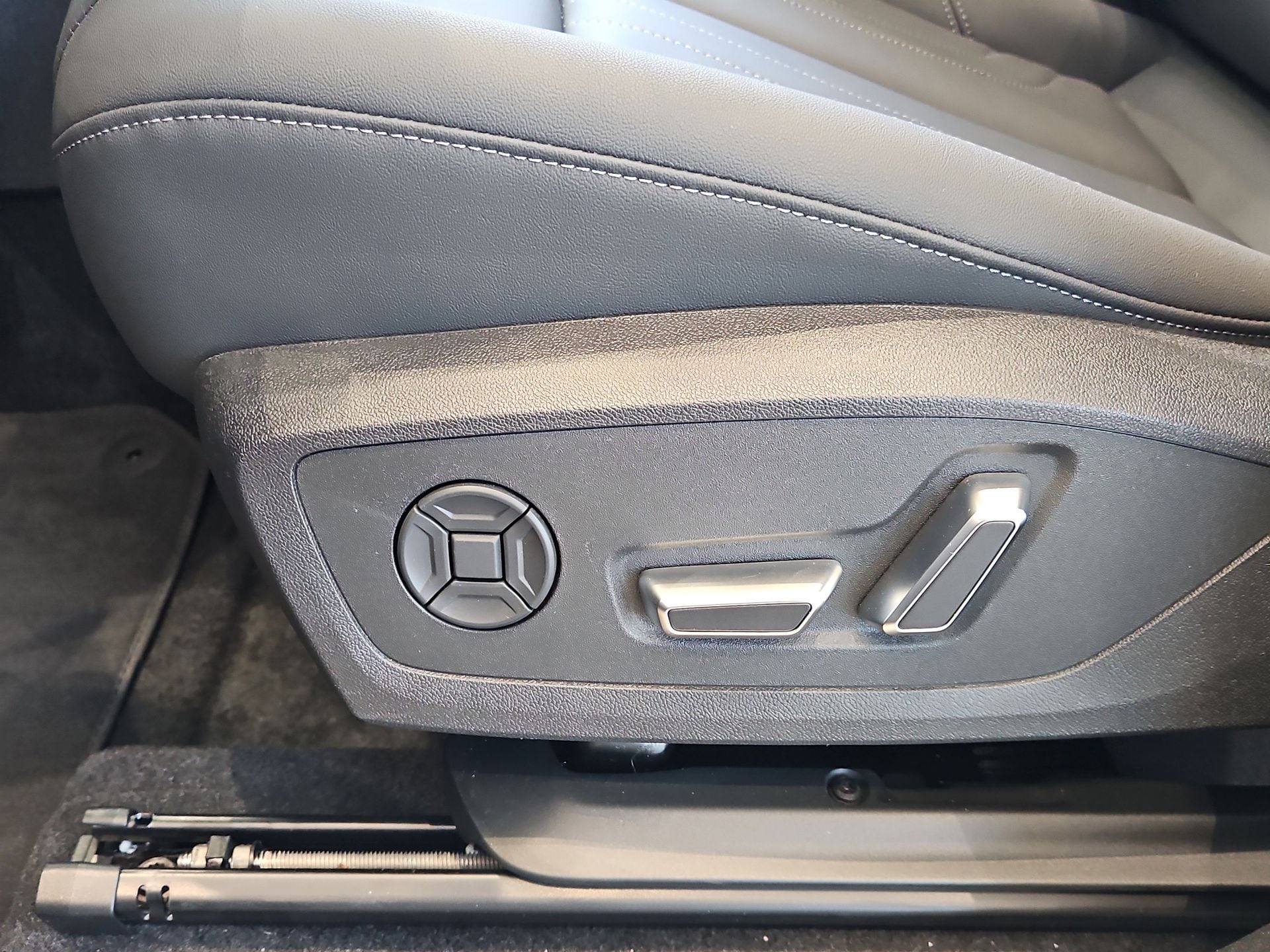 2026 Audi Q3 Base - Photo 14