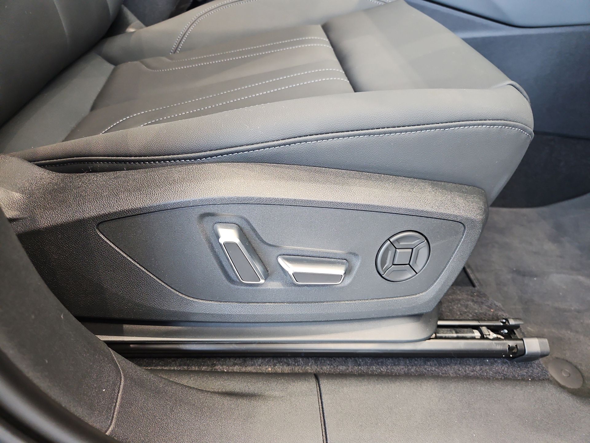2026 Audi Q3 Base - Photo 41