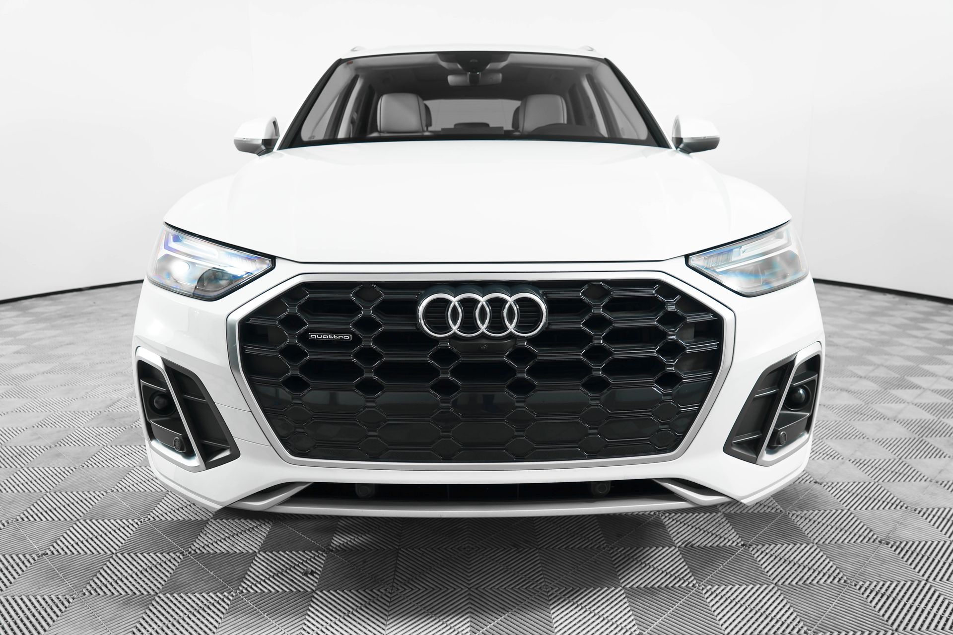 Used 2022 Audi Q5 Premium Plus with VIN WA1EAAFYXN2013723 for sale in Stuart, FL