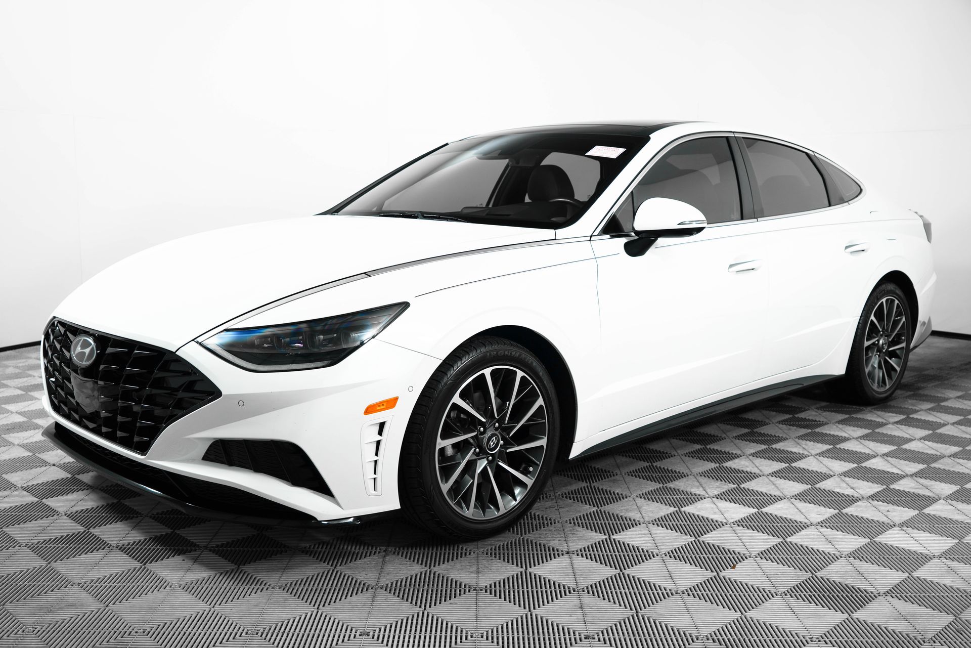 2021 Hyundai Sonata Limited photo 3