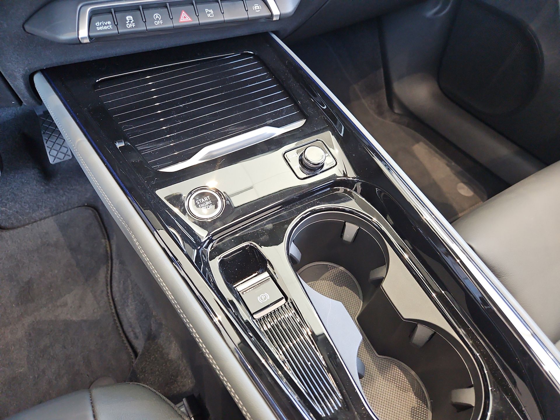 2026 Audi Q3 Base - Photo 25