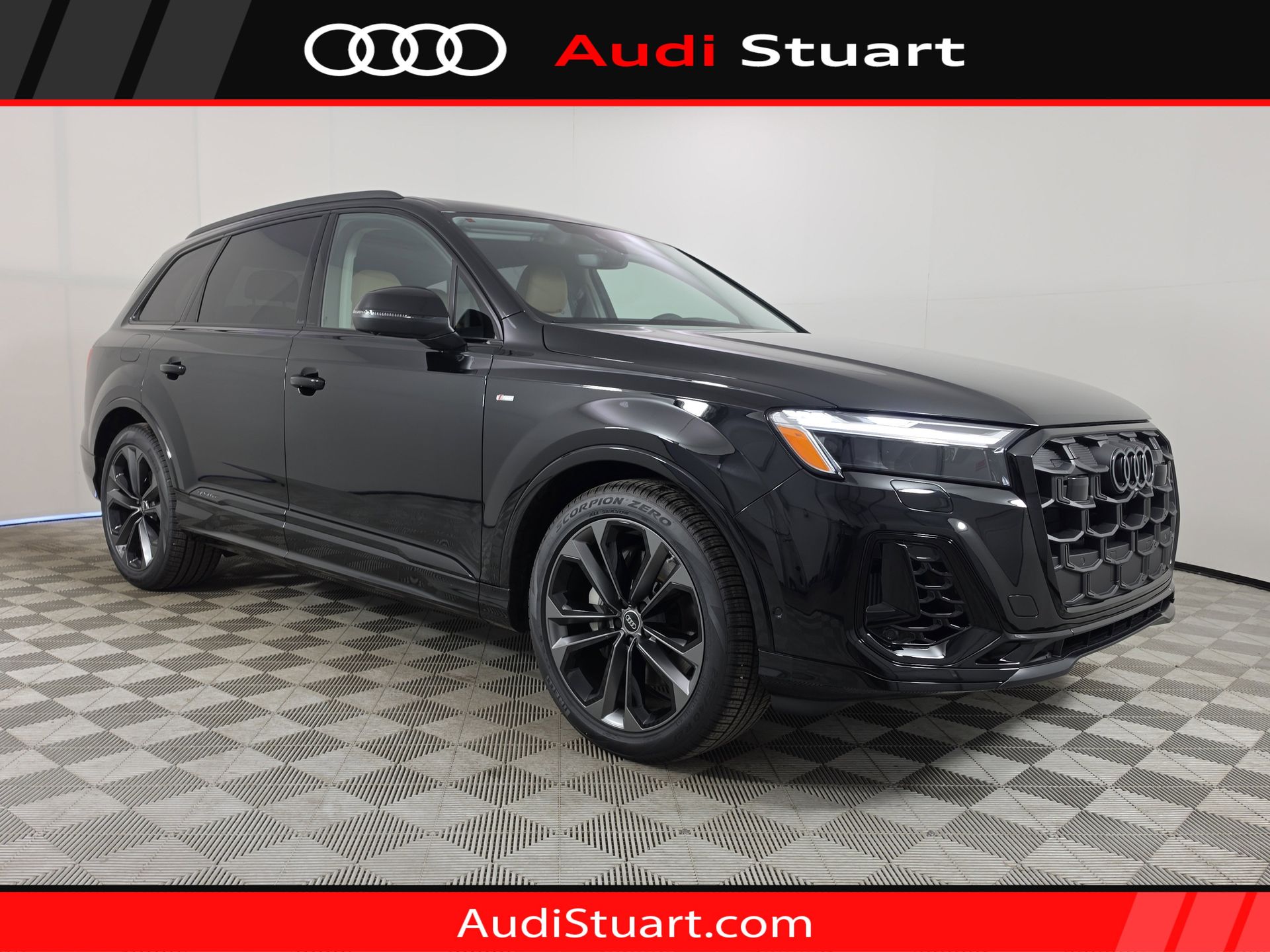 2026 Audi Q7 55 S Line Premium Plus quattro Tiptronic's photo