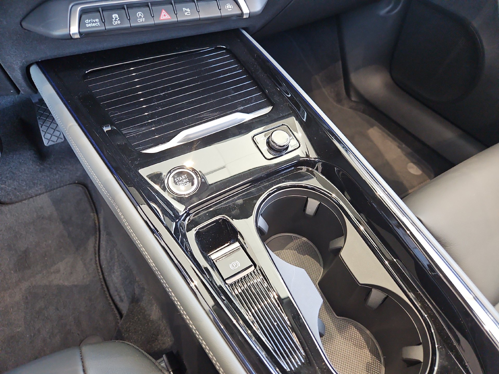 2026 Audi Q3 Base - Photo 25
