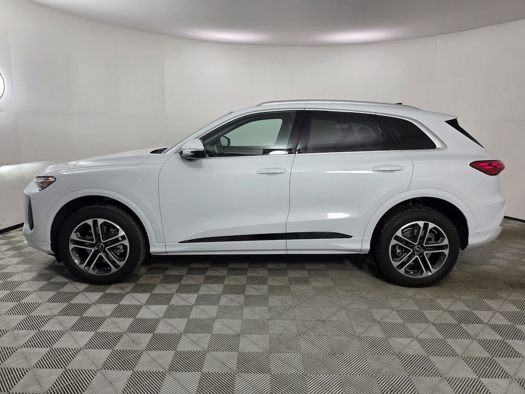 Certified 2025 Audi Q5 2.0T Premium SUV