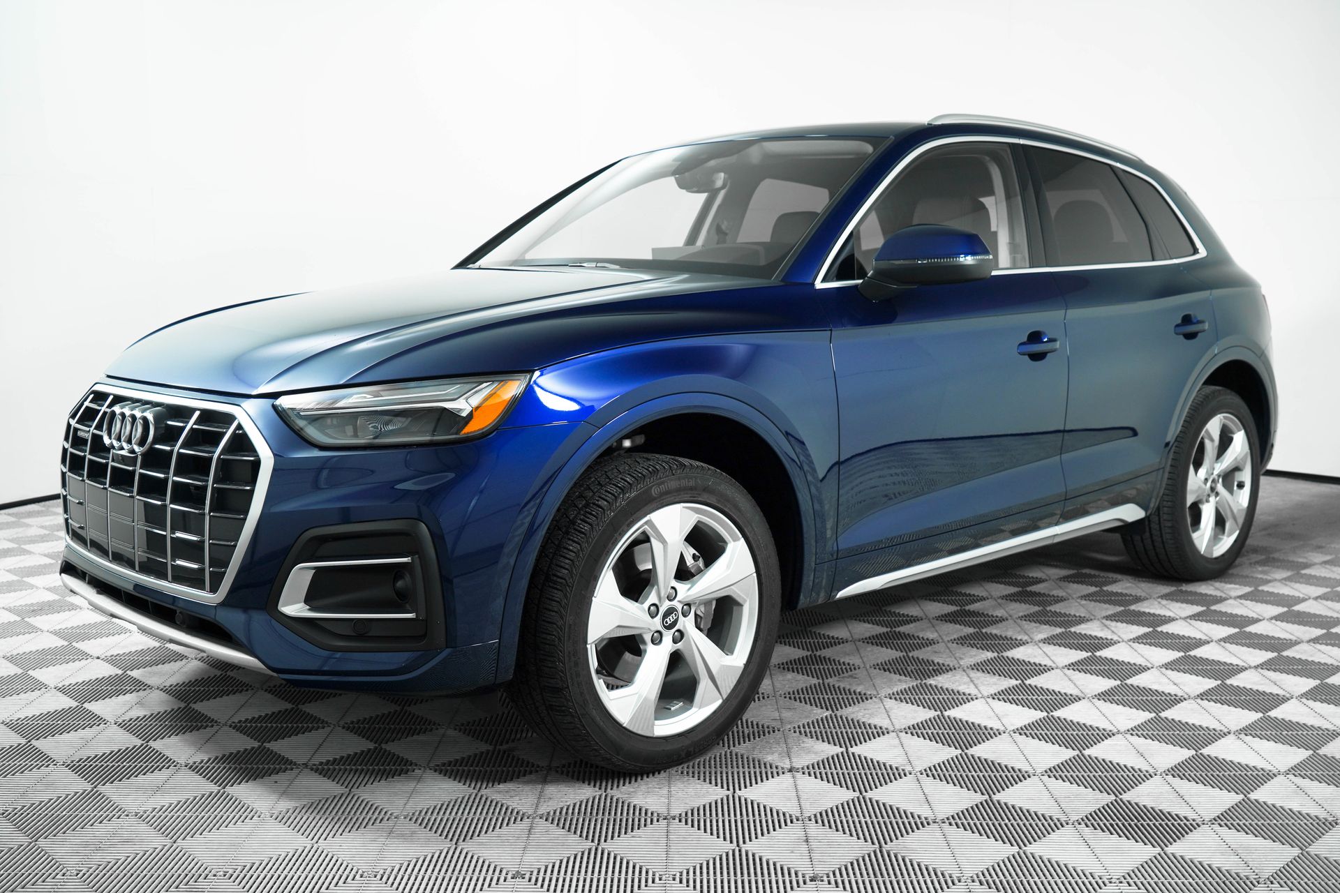 2021 Audi Q5 45 Premium Plus photo 3