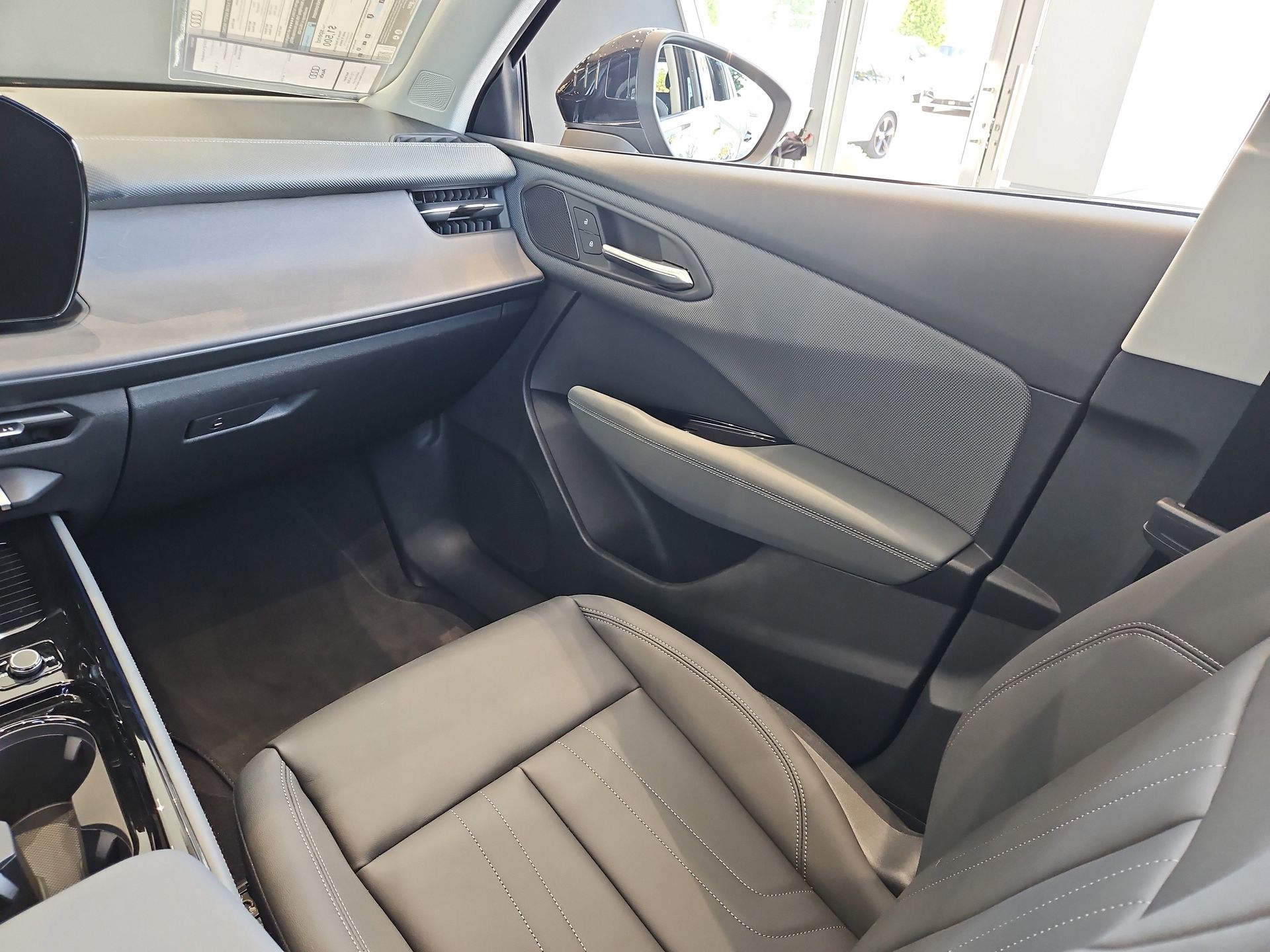 2026 Audi Q3 Base - Photo 32
