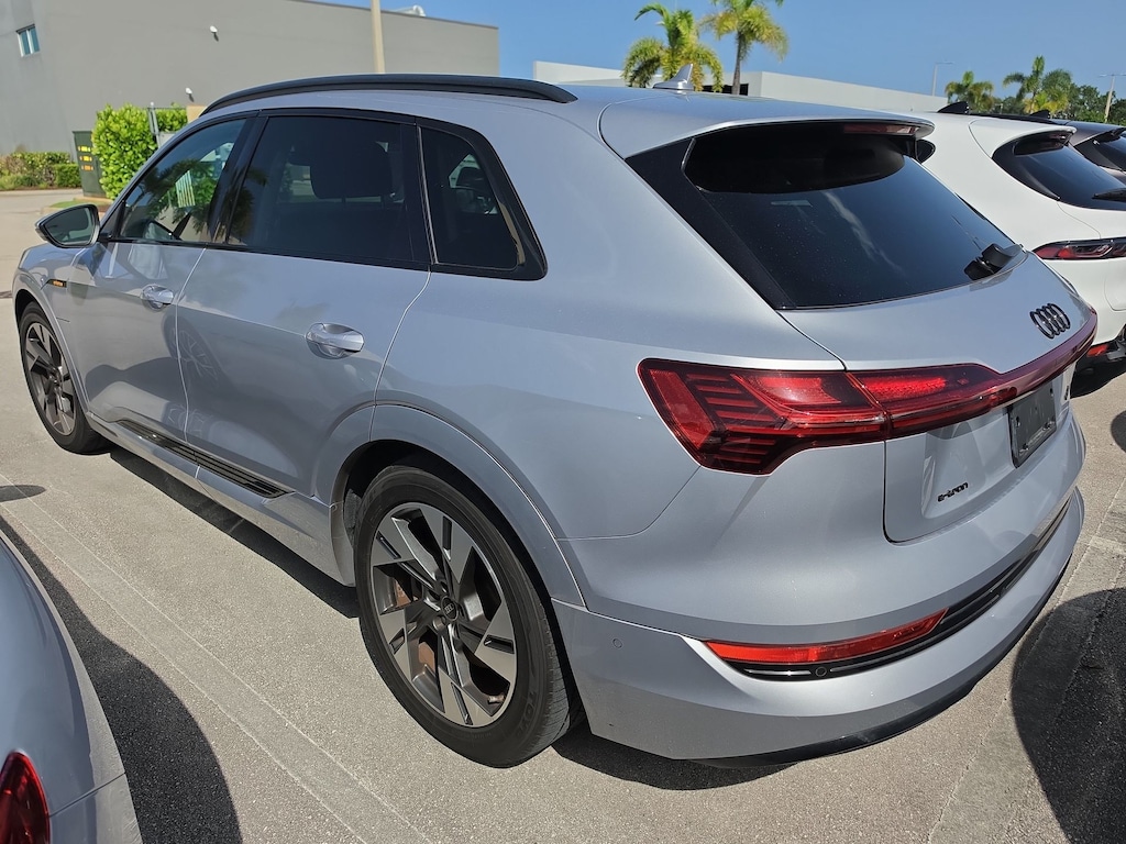 Used 2022 Audi e-tron Premium SUV