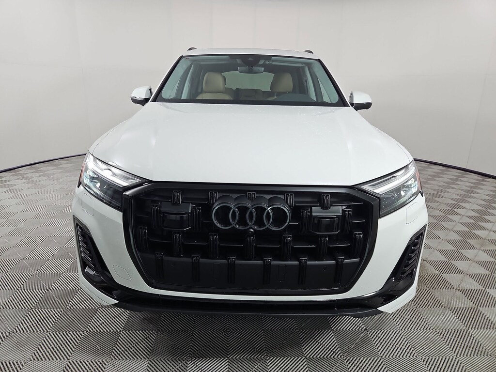 Used 2025 Audi Q7 45 Premium Plus SUV