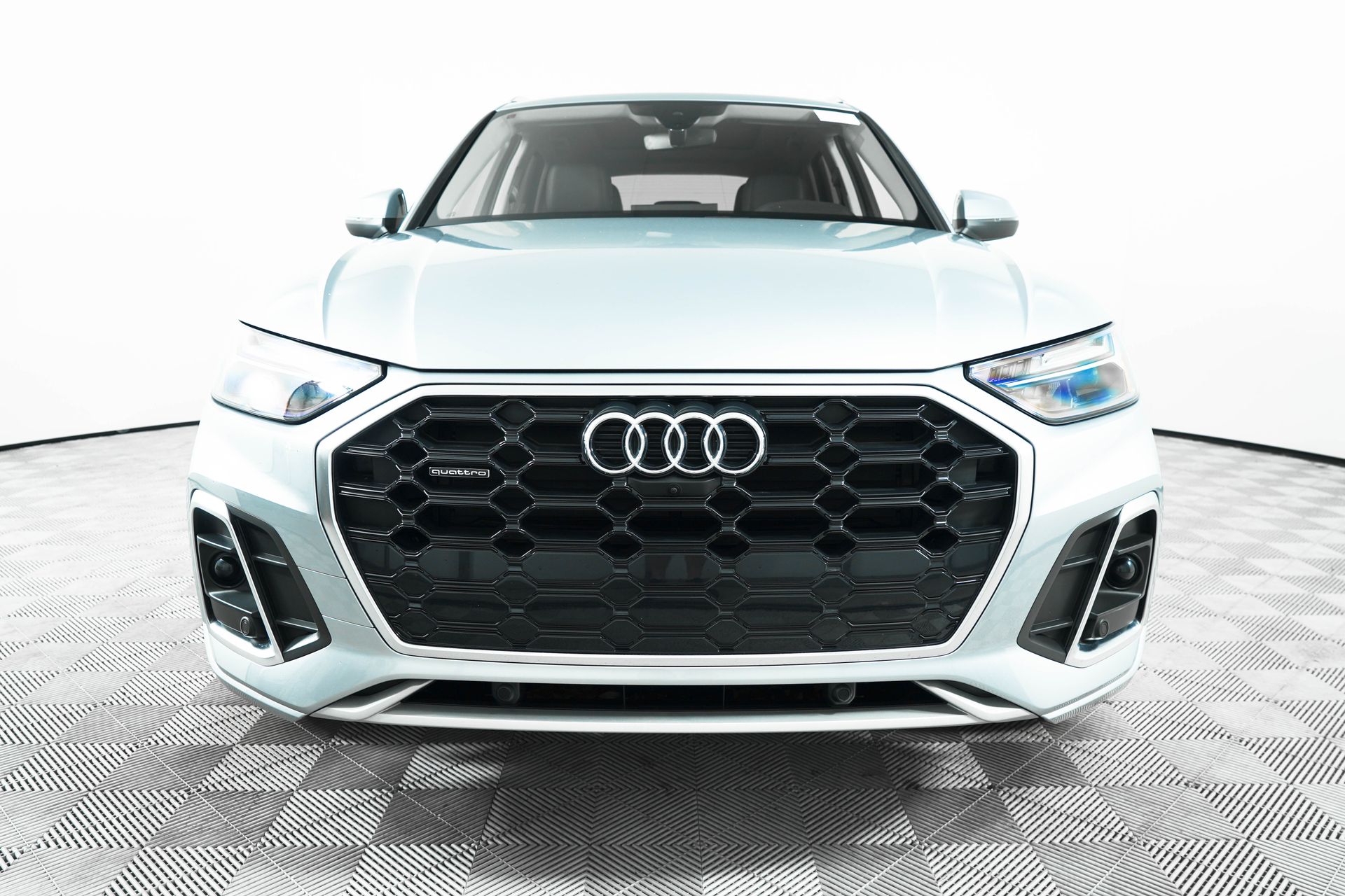 2023 Audi Q5 S line Premium Plus photo 2