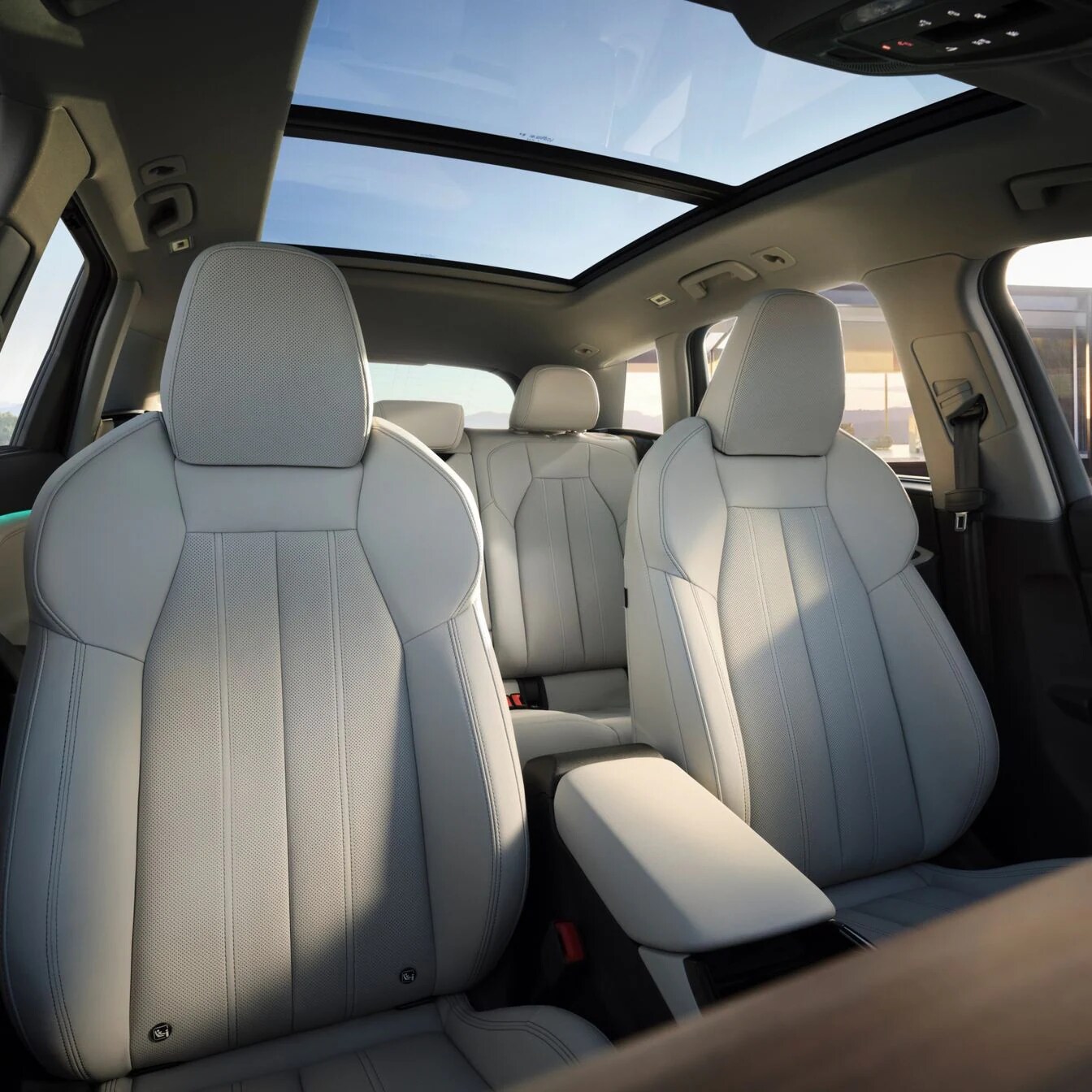 audiq6etronphoto06.png