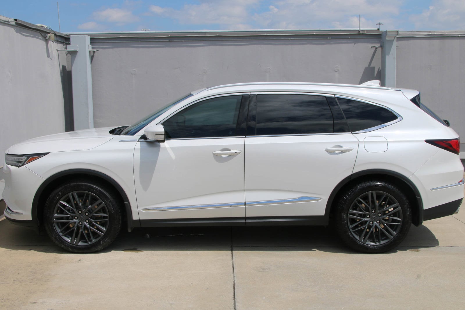 Used 2022 Acura MDX Advance Package with VIN 5J8YE1H81NL023217 for sale in Sugar Land, TX