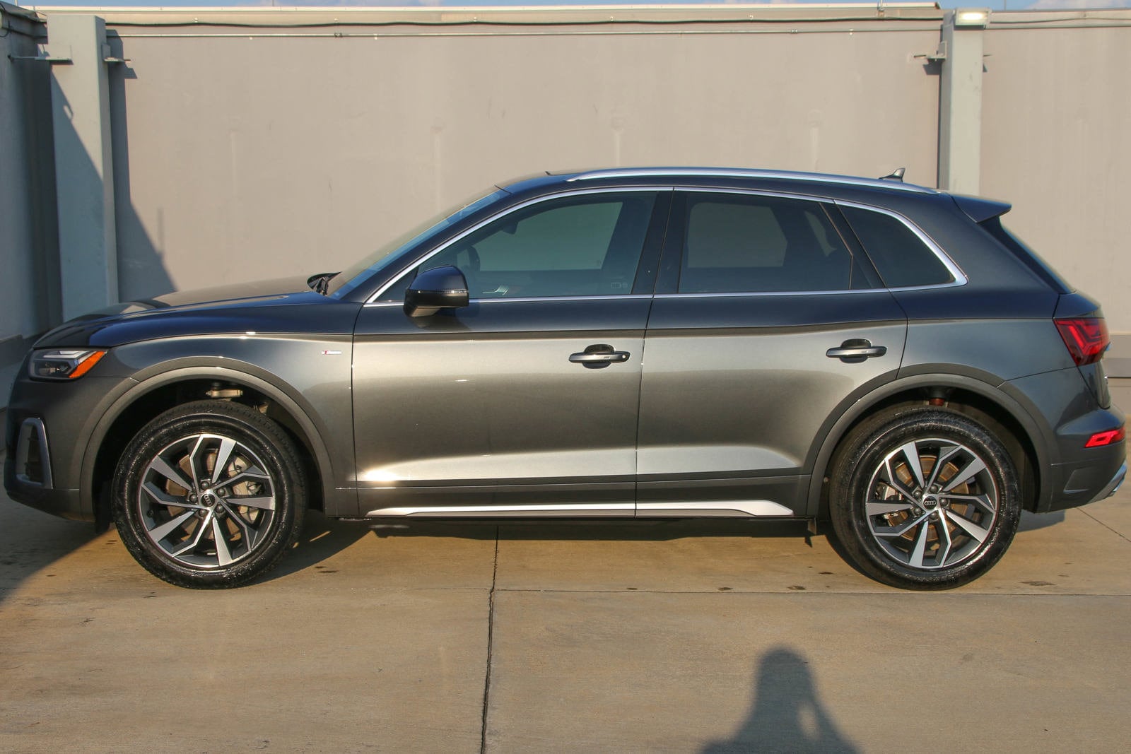 Used 2023 Audi Q5 Premium with VIN WA1GAAFY1P2162680 for sale in Sugar Land, TX