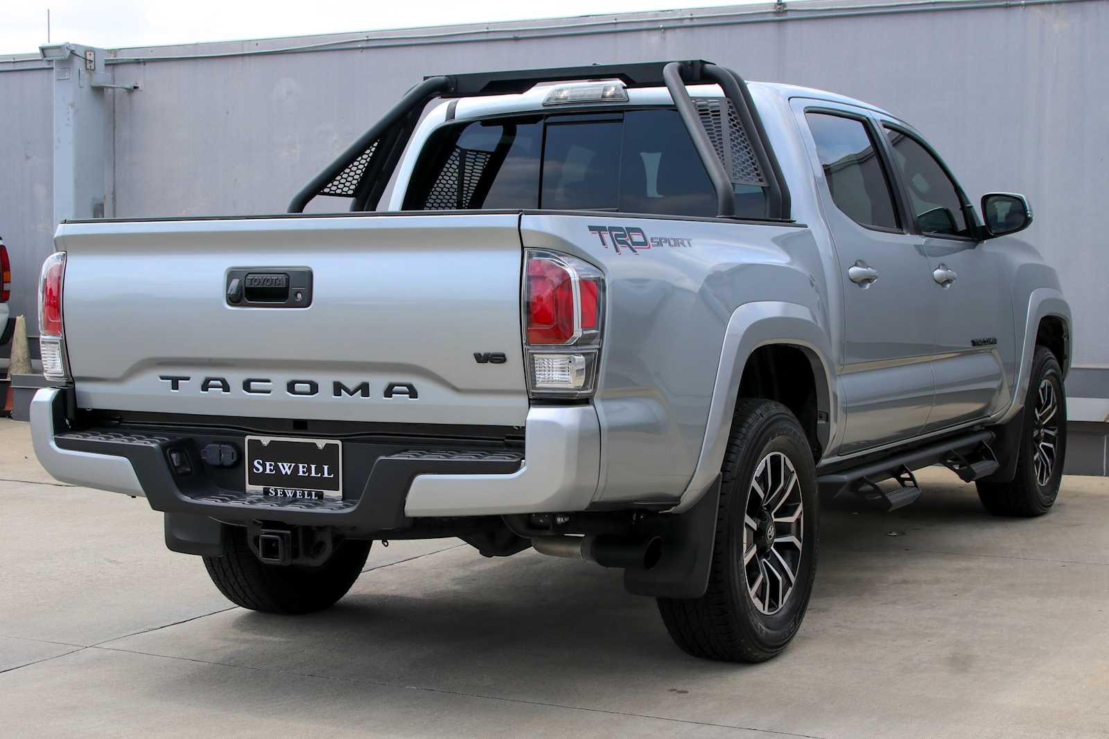 2023 Toyota Tacoma TRD Sport V6 photo 4