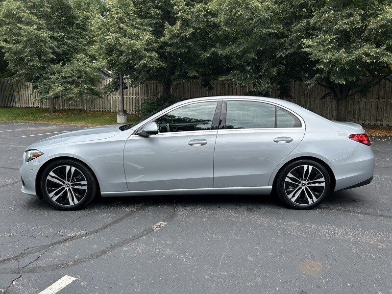 2022 Mercedes Benz C 300 4MATIC photo 4