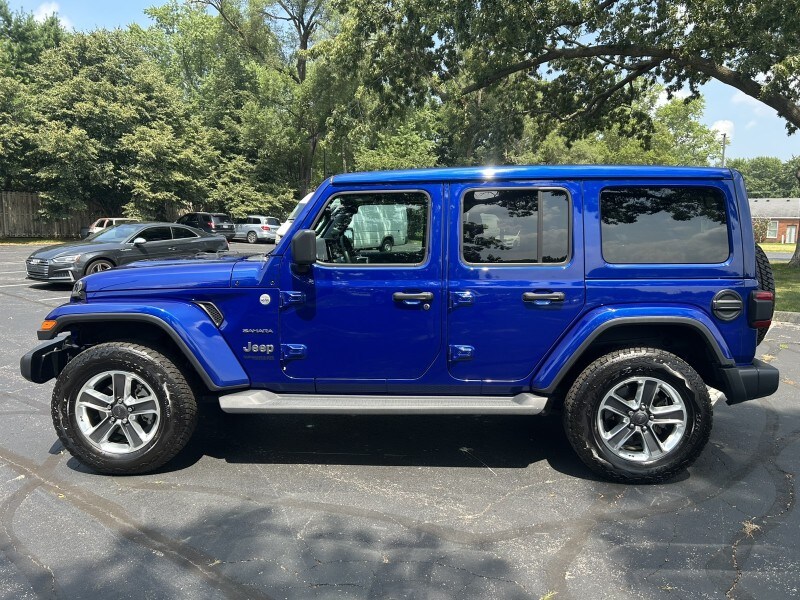 2020 Jeep Wrangler Unlimited Sahara photo 4