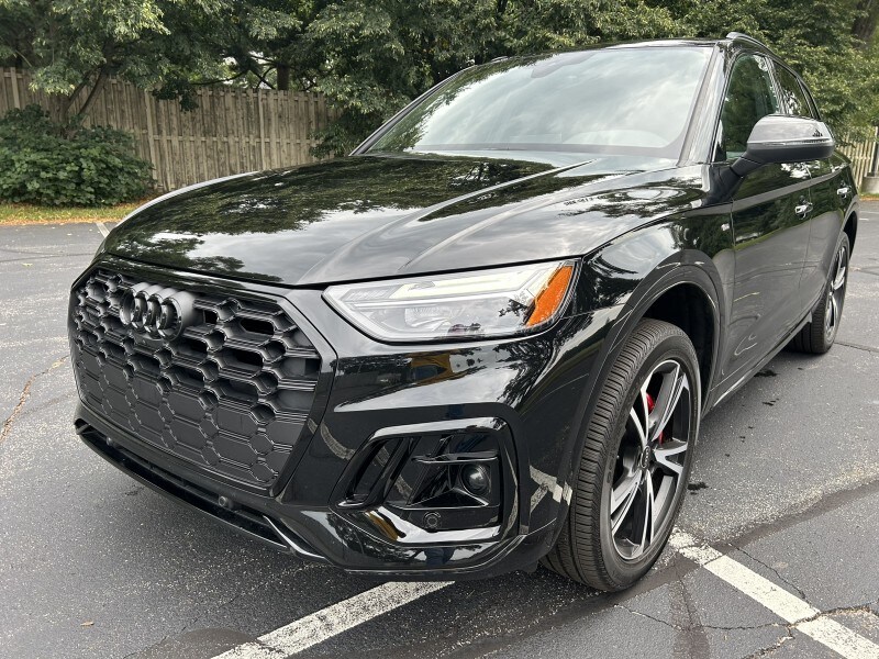 2025 Audi Q5 S line Premium Plus photo 3