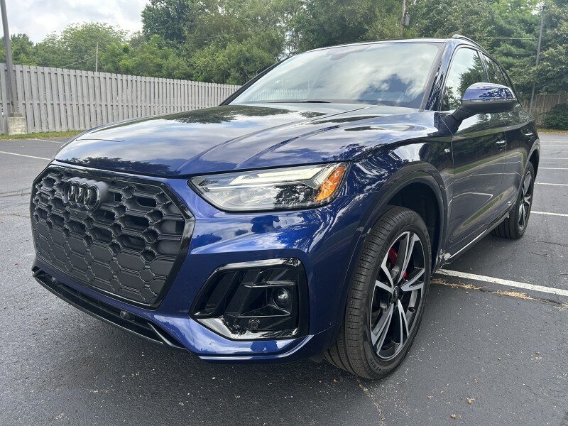 2025 Audi Q5 S line Premium Plus photo 3