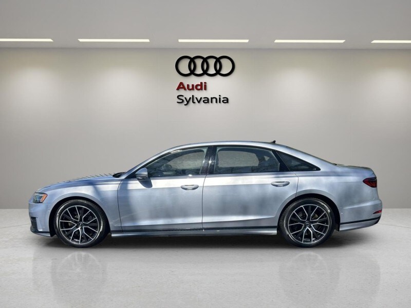 2020 Audi A8 L Quattro photo 4