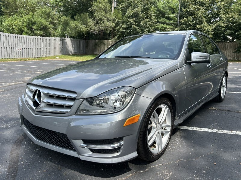 2012 Mercedes Benz C 300 Sport photo 3
