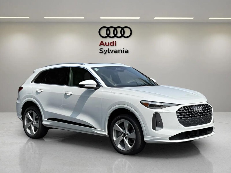2025 Audi Q5 2.0T Premium Plus photo 2