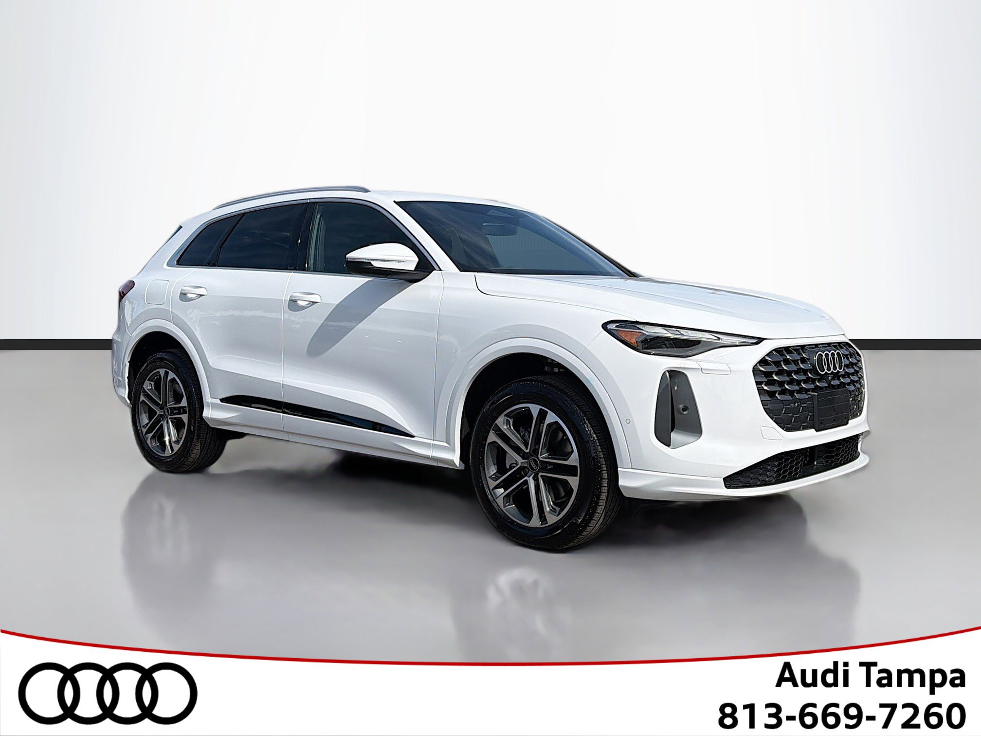 2025 Audi New Q5 Premium's photo