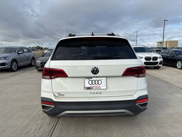 2022 Volkswagen Taos SE photo 4