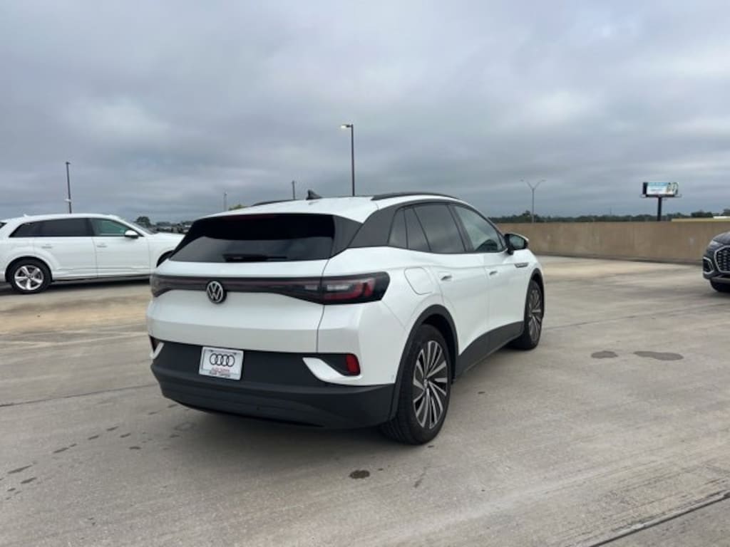 Used 2024 Volkswagen ID.4 S SUV