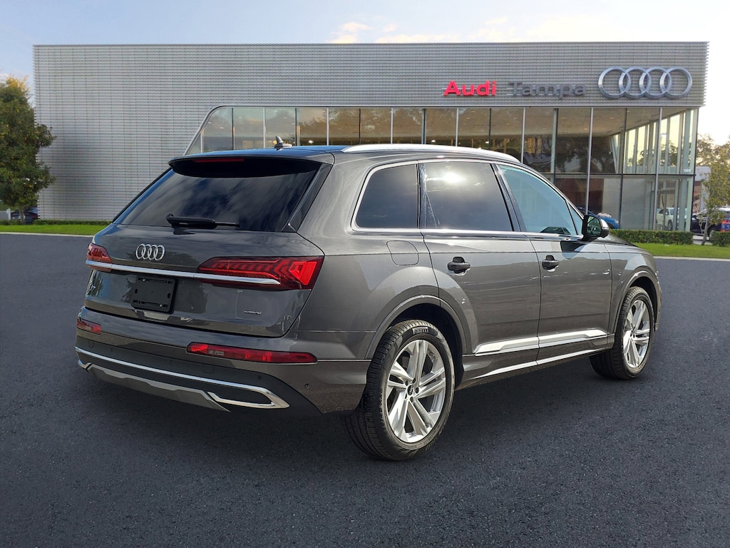 Used 2024 Audi Q7 Premium Plus SUV