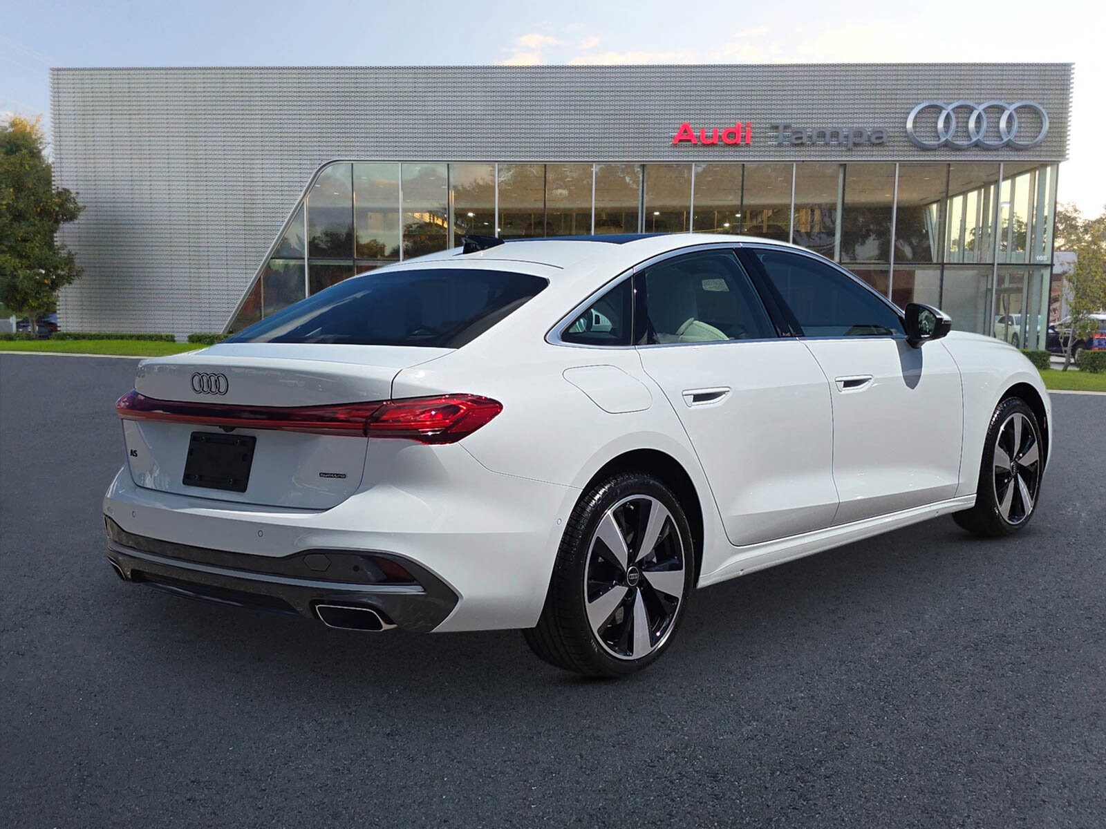 2025 Audi A5 2.0T Prestige photo 4