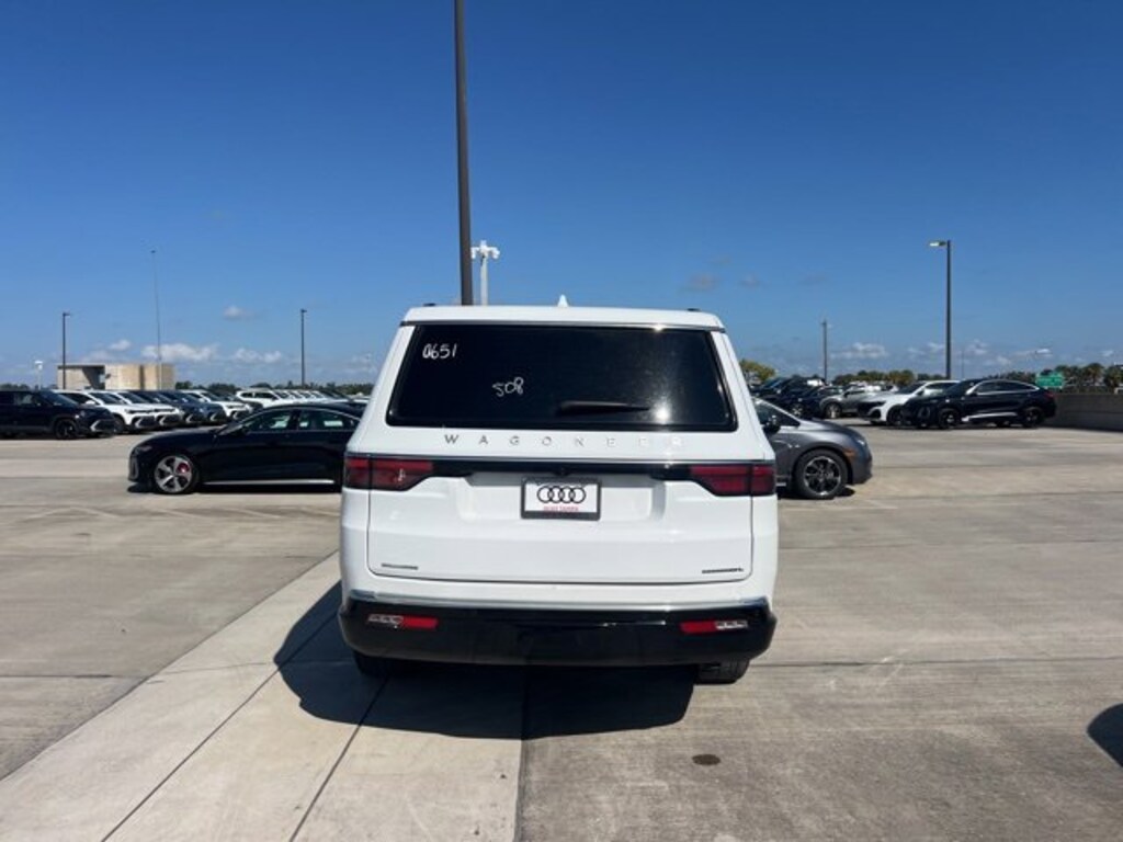 Used 2023 Jeep Wagoneer L Series III SUV