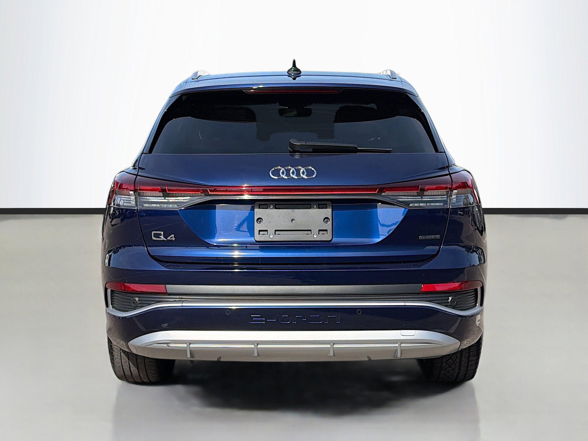 2024 Audi Q4 50 55 E-tron Premium photo 3