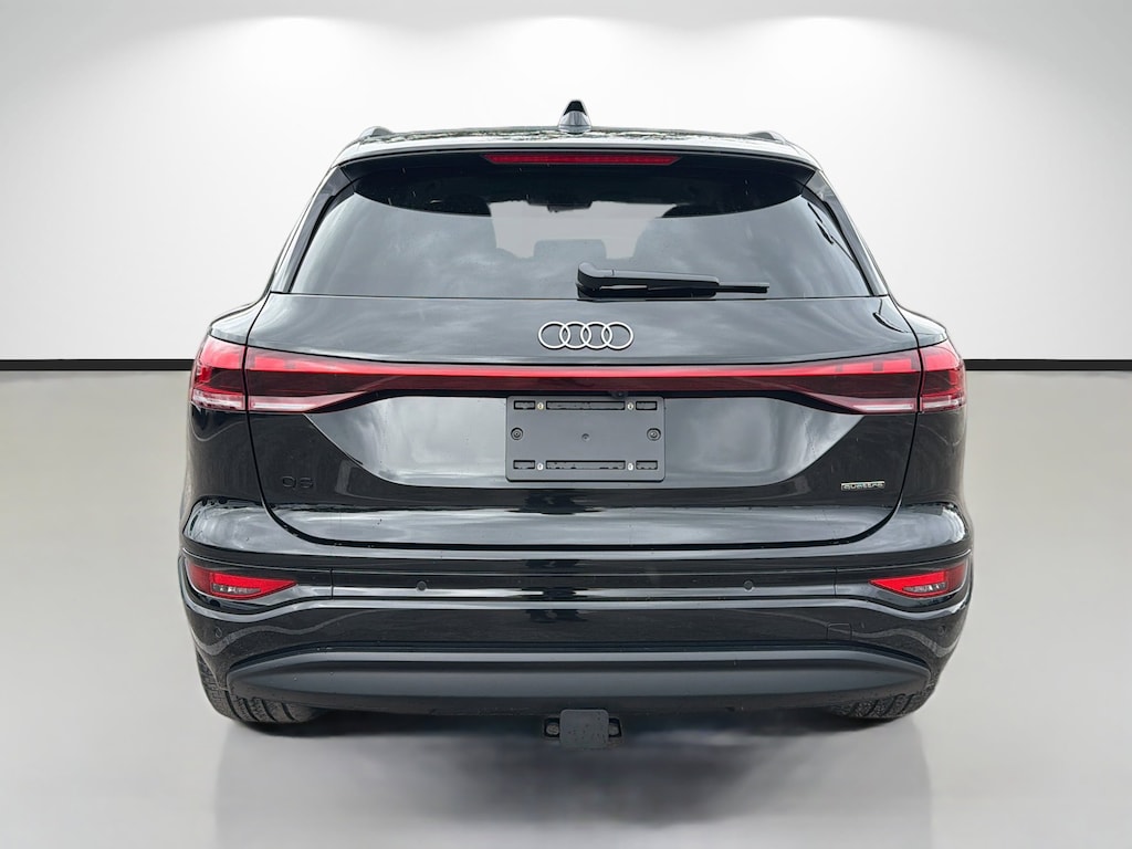 New 2025 Audi Q6 e-tron Premium Plus SUV