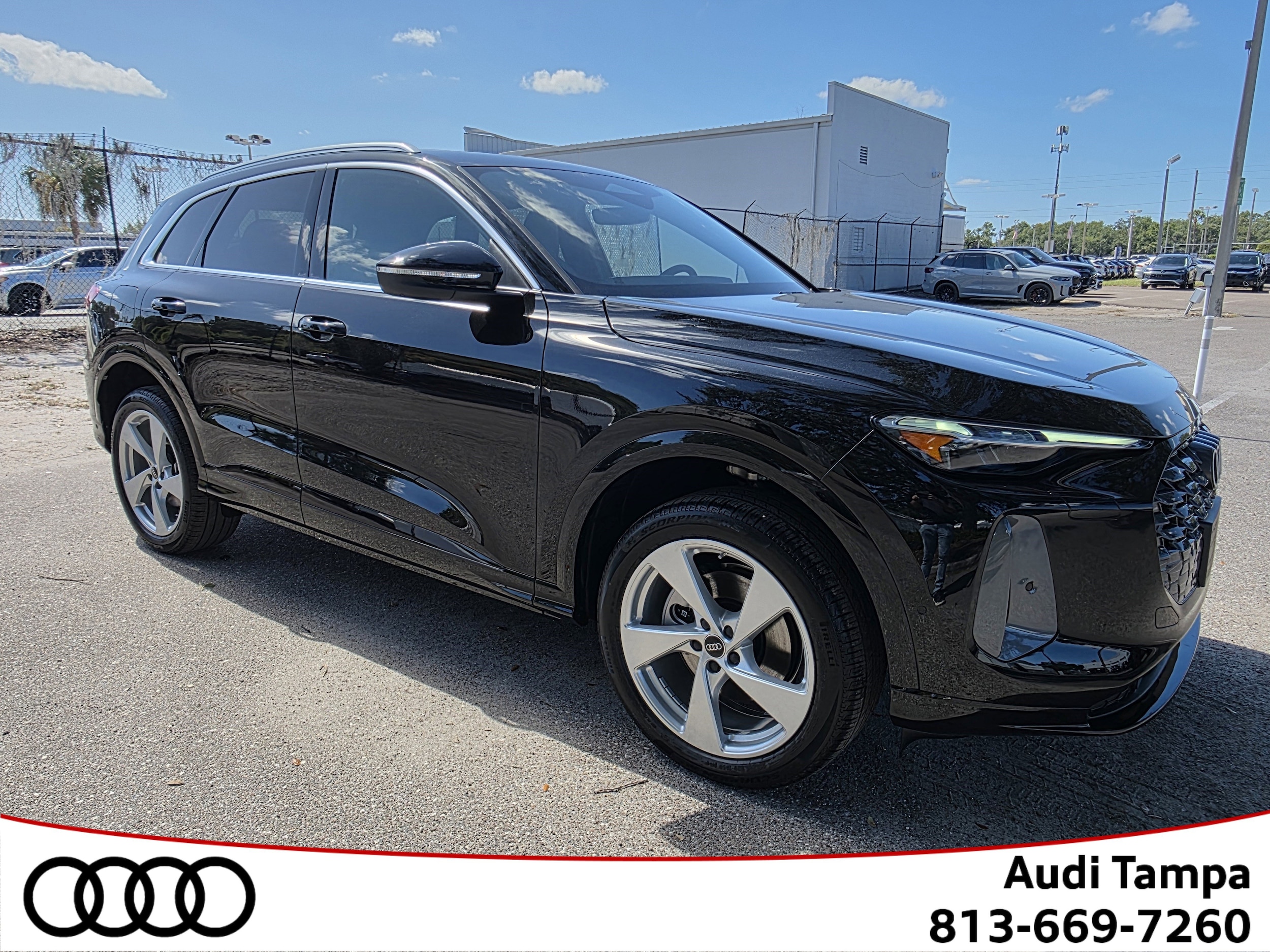 2025 Audi New Q5 Premium Plus's photo