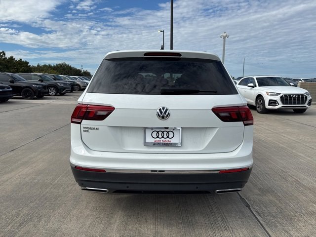 2021 Volkswagen Tiguan R-Line Black SEL photo 2