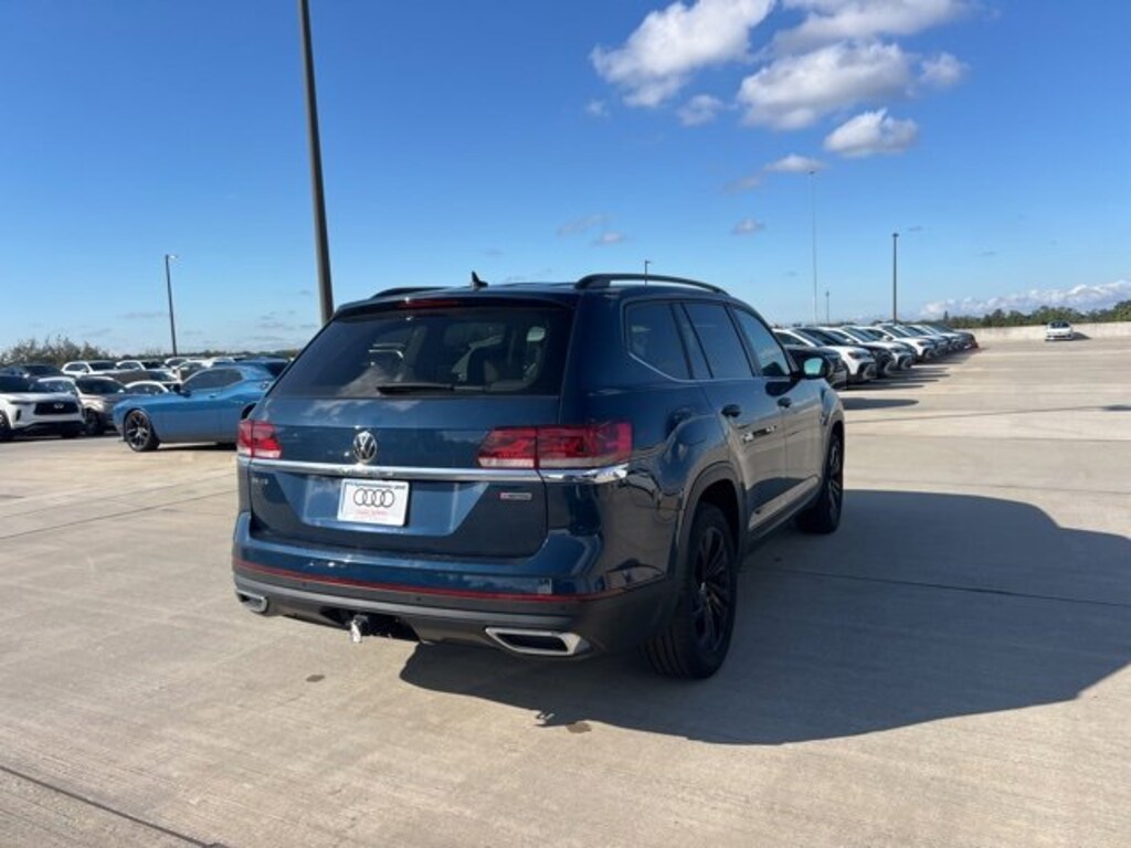 Used 2022 Volkswagen Atlas 3.6L V6 SE w/Technology SUV