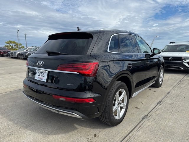 2021 Audi Q5 Premium photo 2