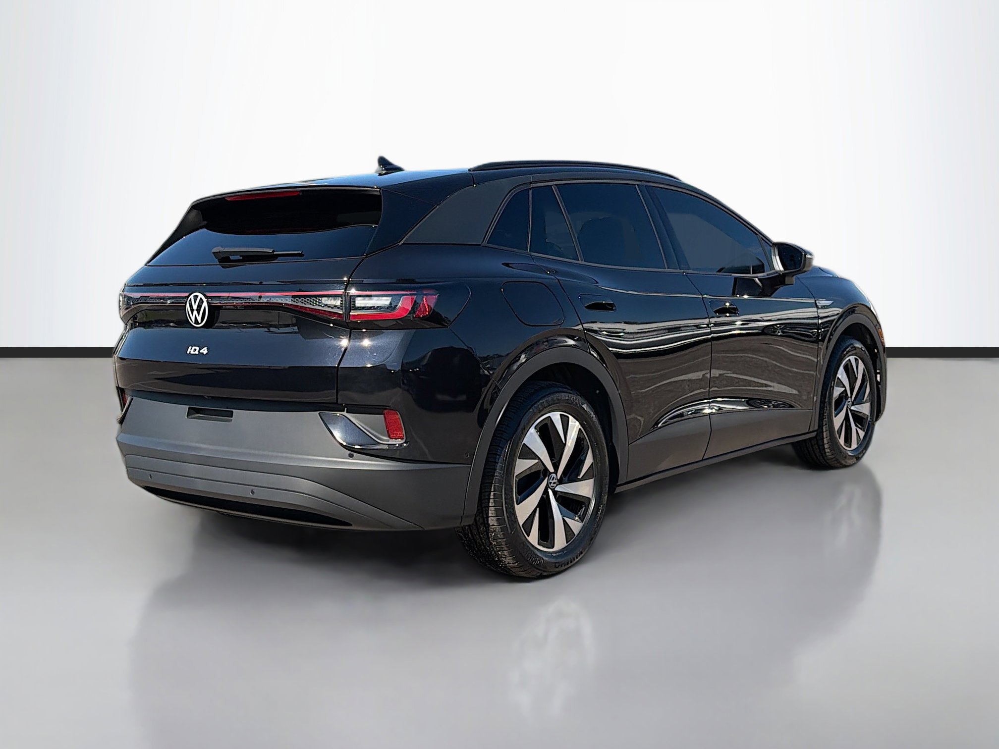 2023 Volkswagen ID.4 Pro photo 3